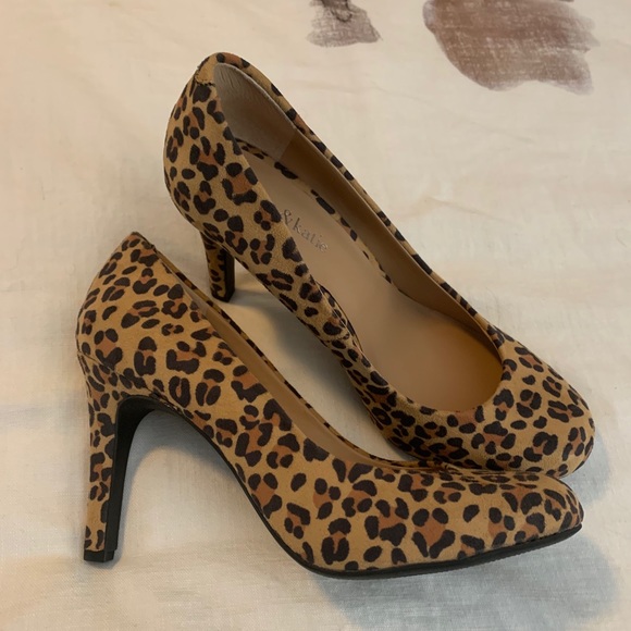 Kelly & Katie Shoes - Pumps Animal print